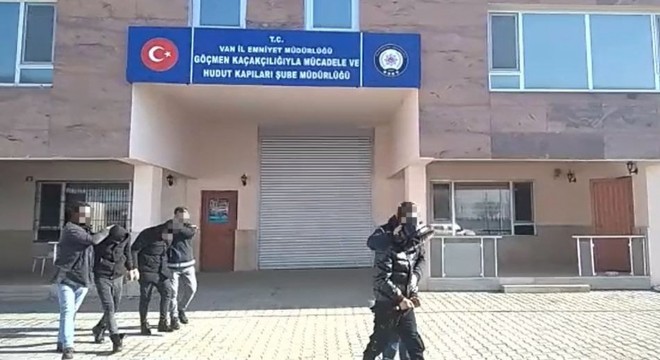 Göçmen kaçakçıları tutuklandı 